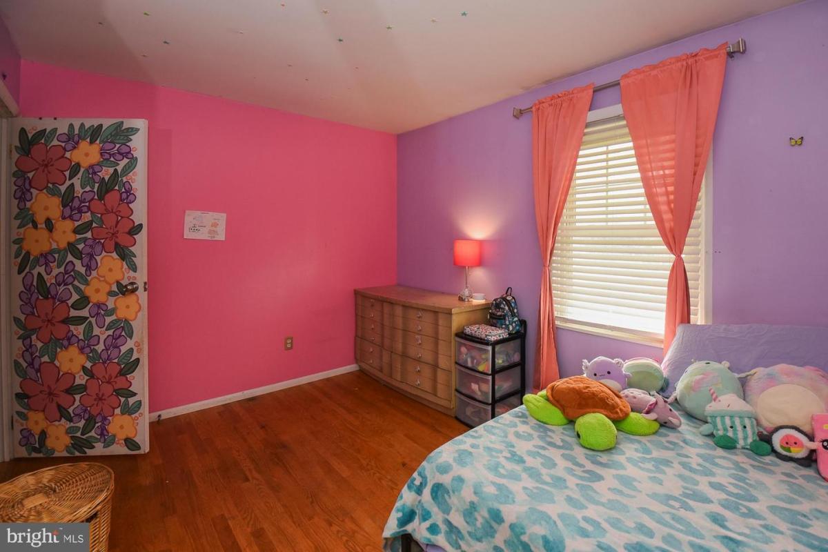 1114Bedford 21