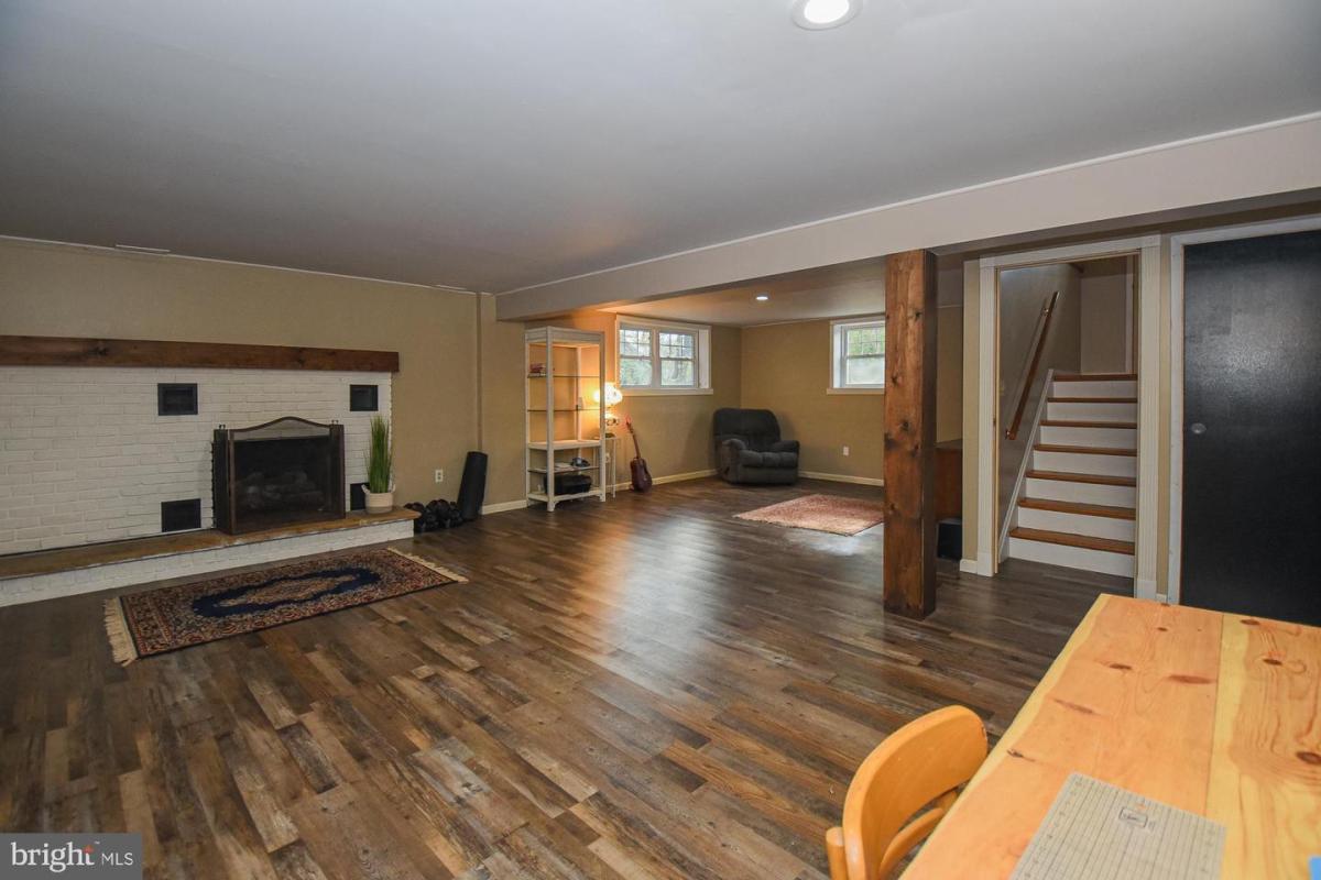 1114Bedford 29