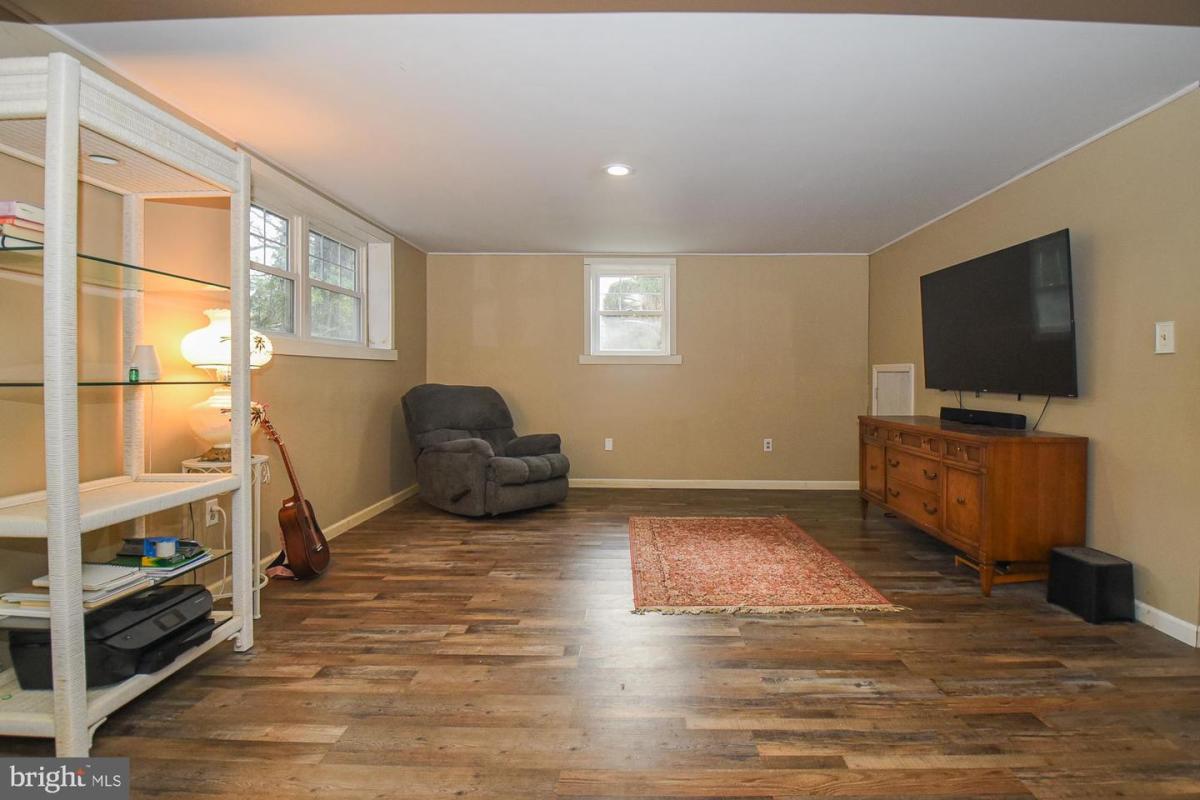 1114Bedford 30