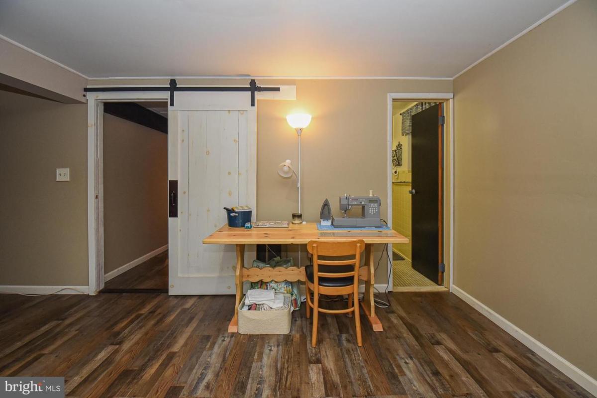 1114Bedford 35