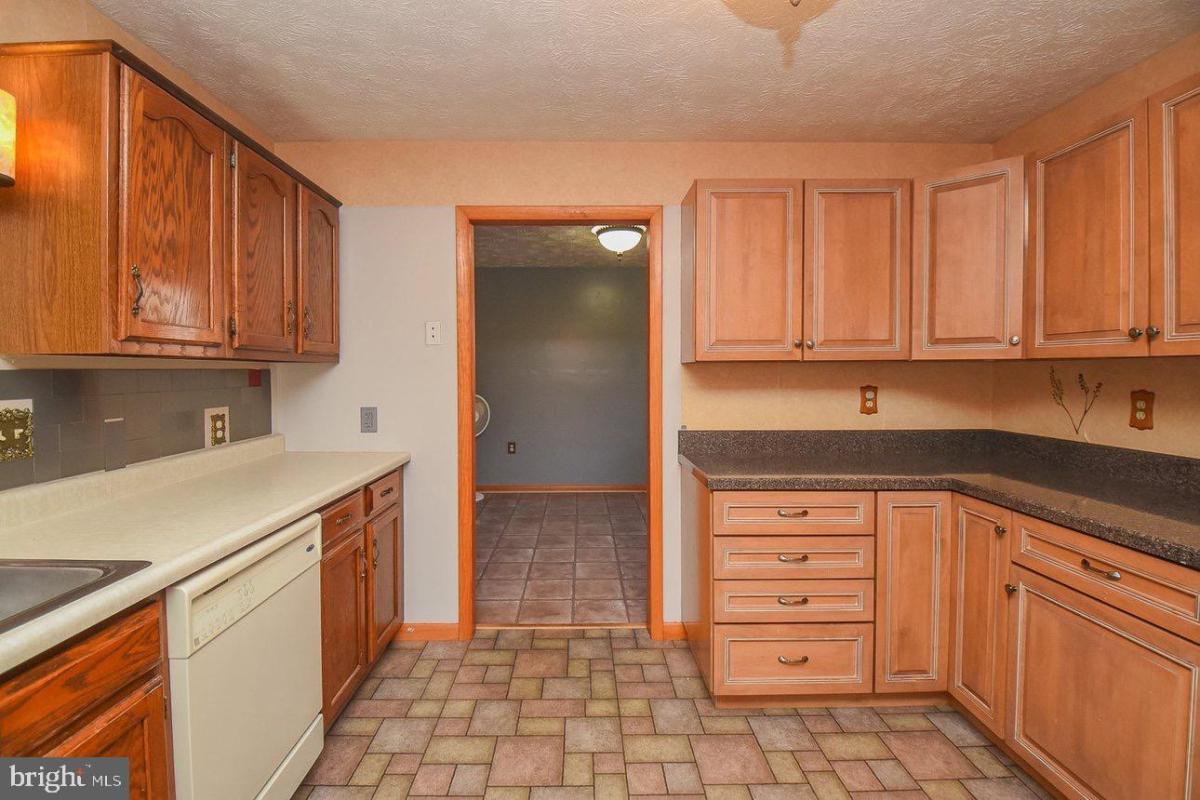 14410Barton 14