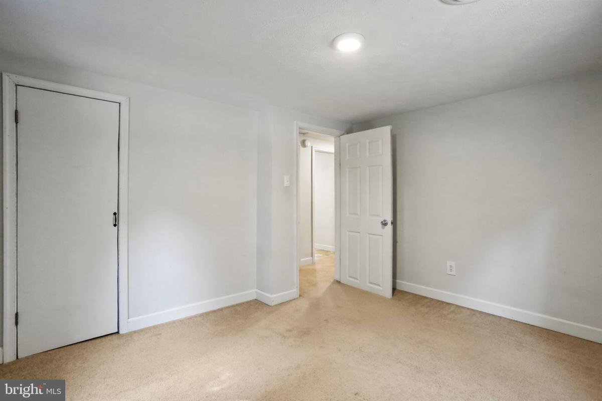 3454OldFurnace 24