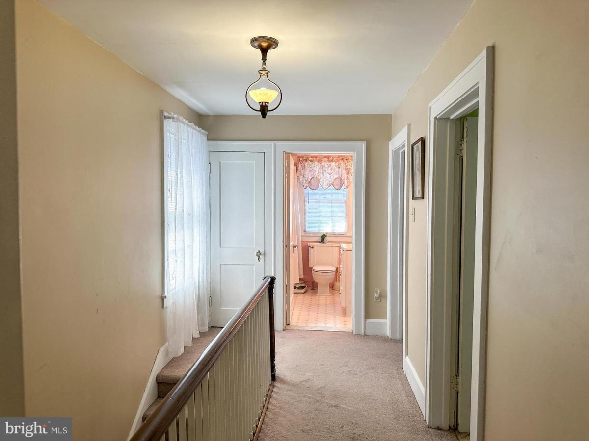 448Walnut 30