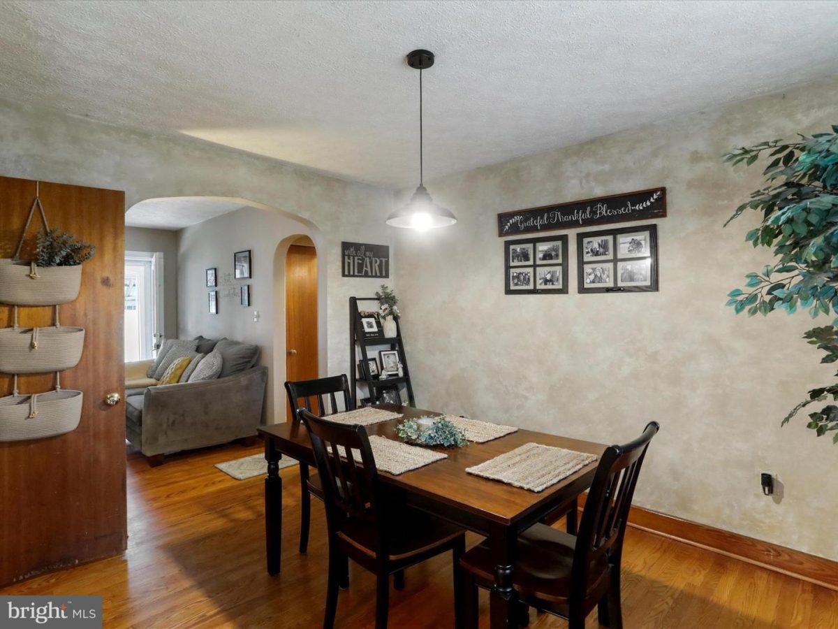 809Maplewood 13