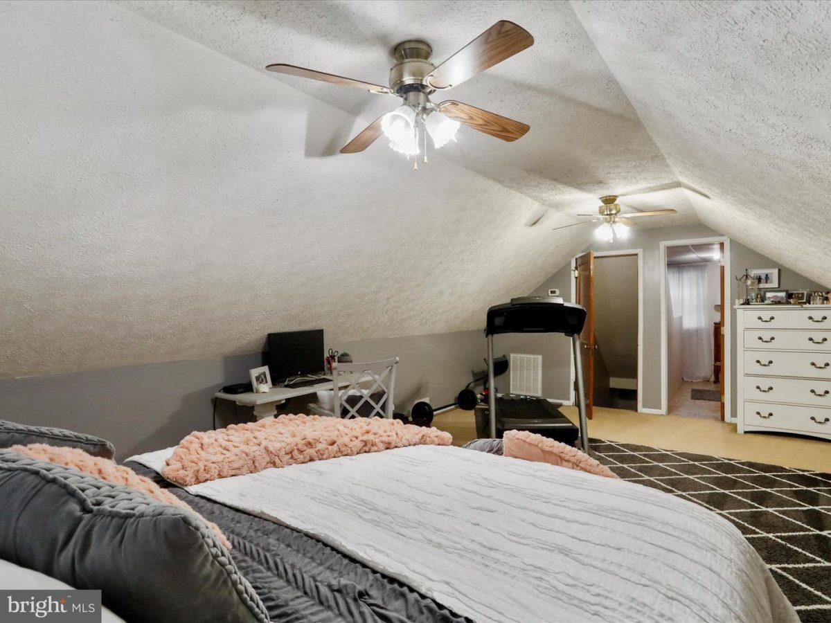 809Maplewood 25