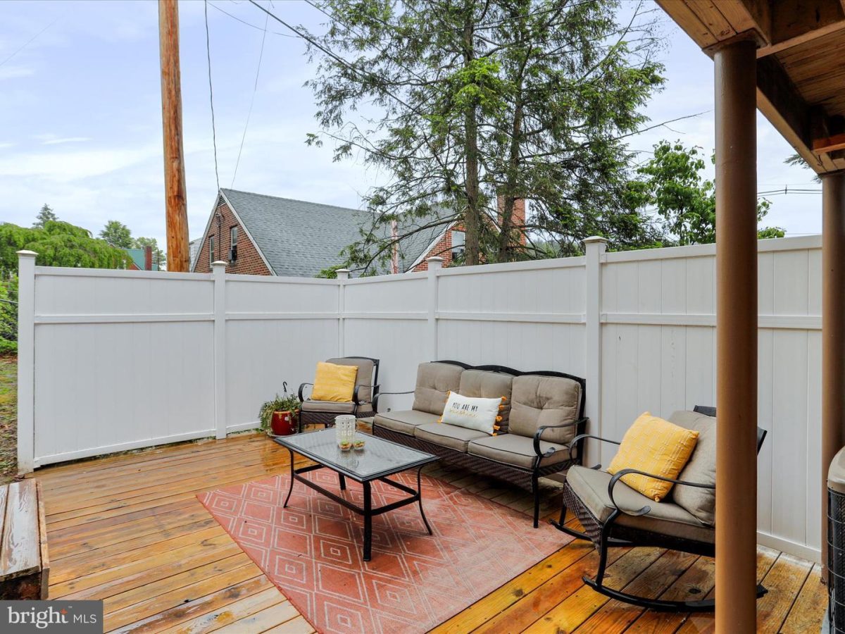 809Maplewood 33