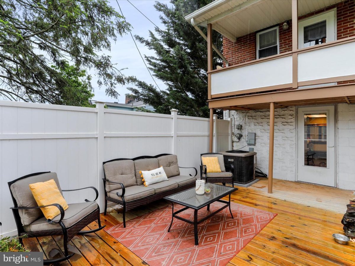809Maplewood 35