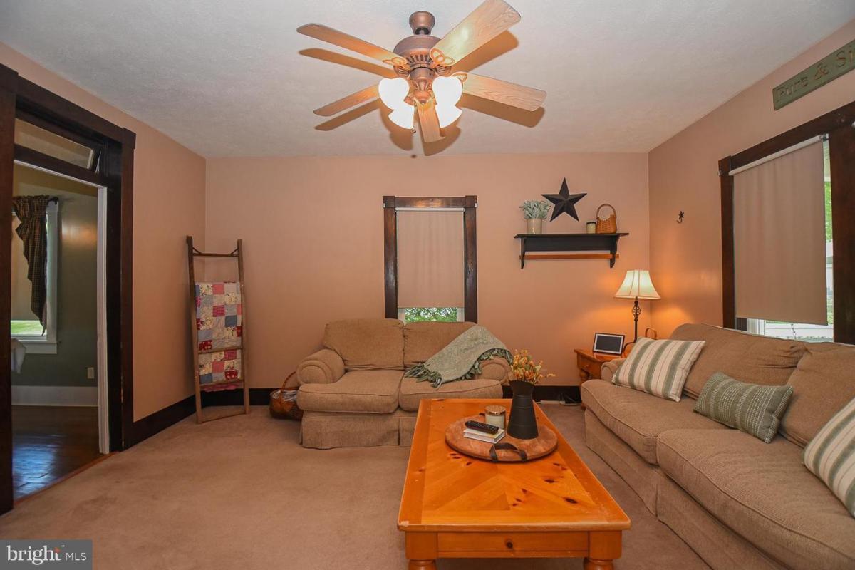 8383Cumberland 36