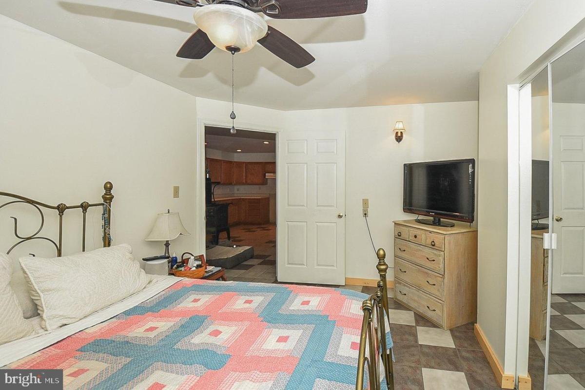 87WoodView 46