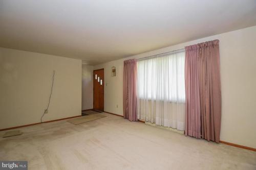 13710OleanderDr_08