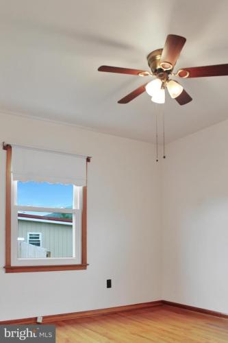 1425Lynmar_24
