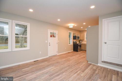 20305McMullen_08