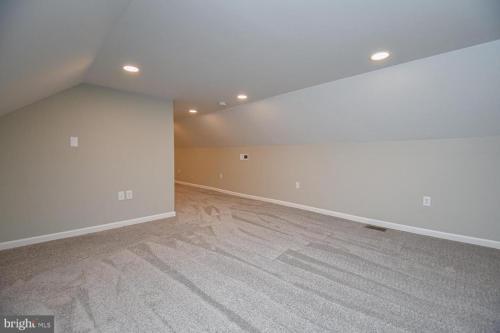 20305McMullen_31