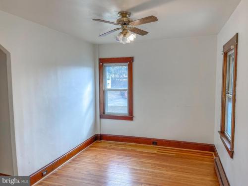 217Henderson_11