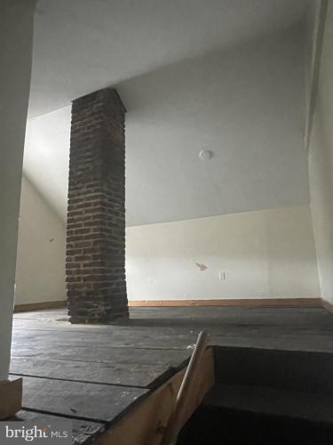 323Springdale_08