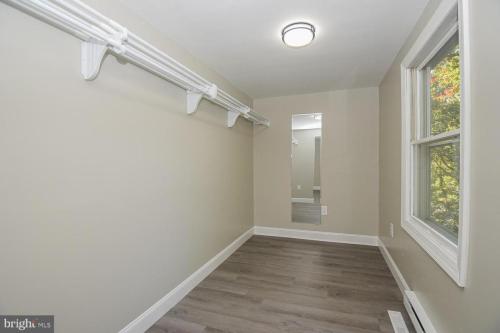 12006Amherst 30 (1)